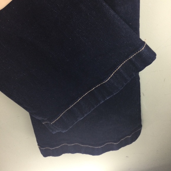 BCBGMAXAZRIA High Rise Crop Flare Jeans Size 27 - Picture 5 of 8